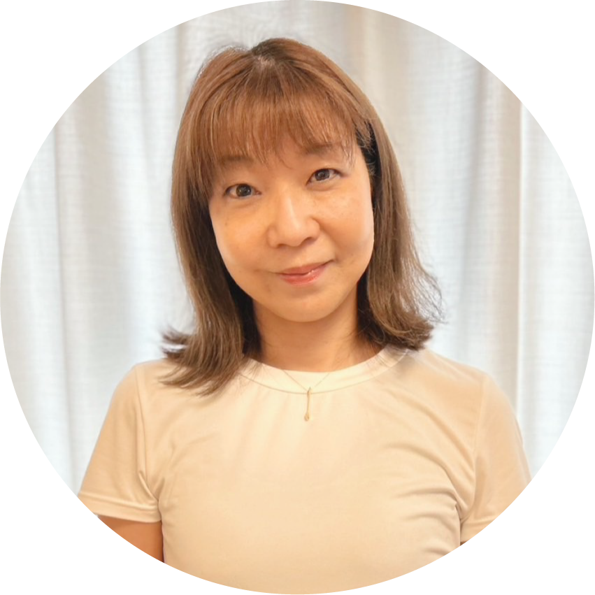 八尾・JR久宝寺駅 近くのヨガ教室・ピラティススタジオのインストラクターEtsuko